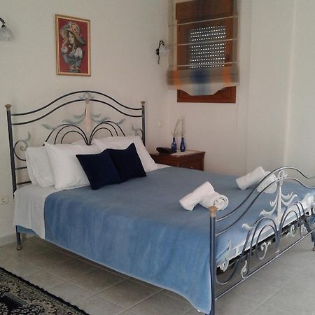 Hotel Archontiko Dimitra Vergina Bagian luar foto