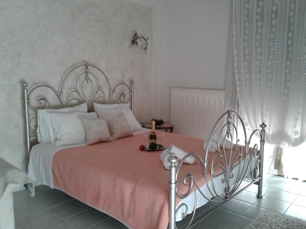 Hotel Archontiko Dimitra Vergina Bagian luar foto